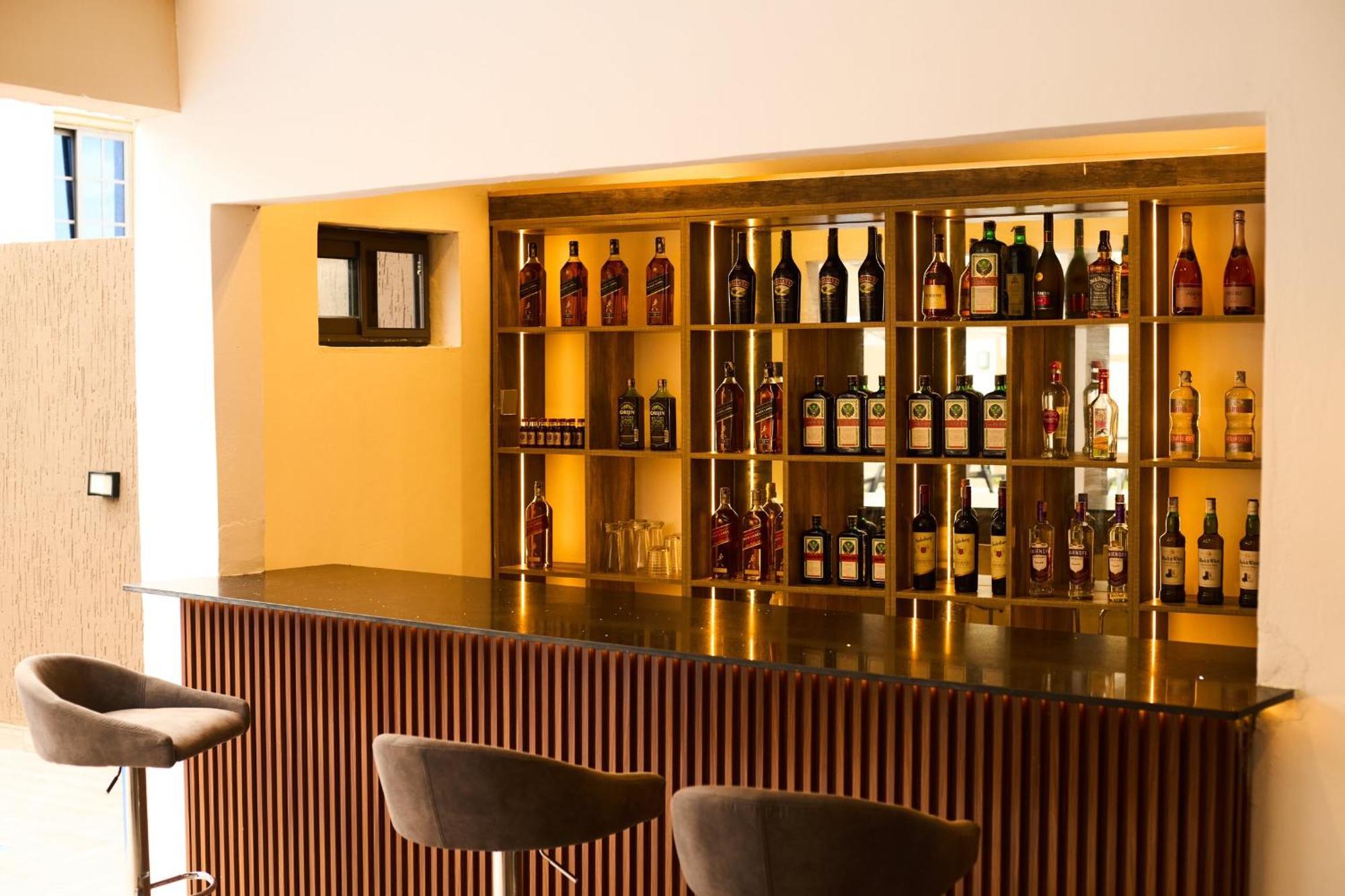 Aiden Homes And Apartments Hotel 코포리두아 외부 사진