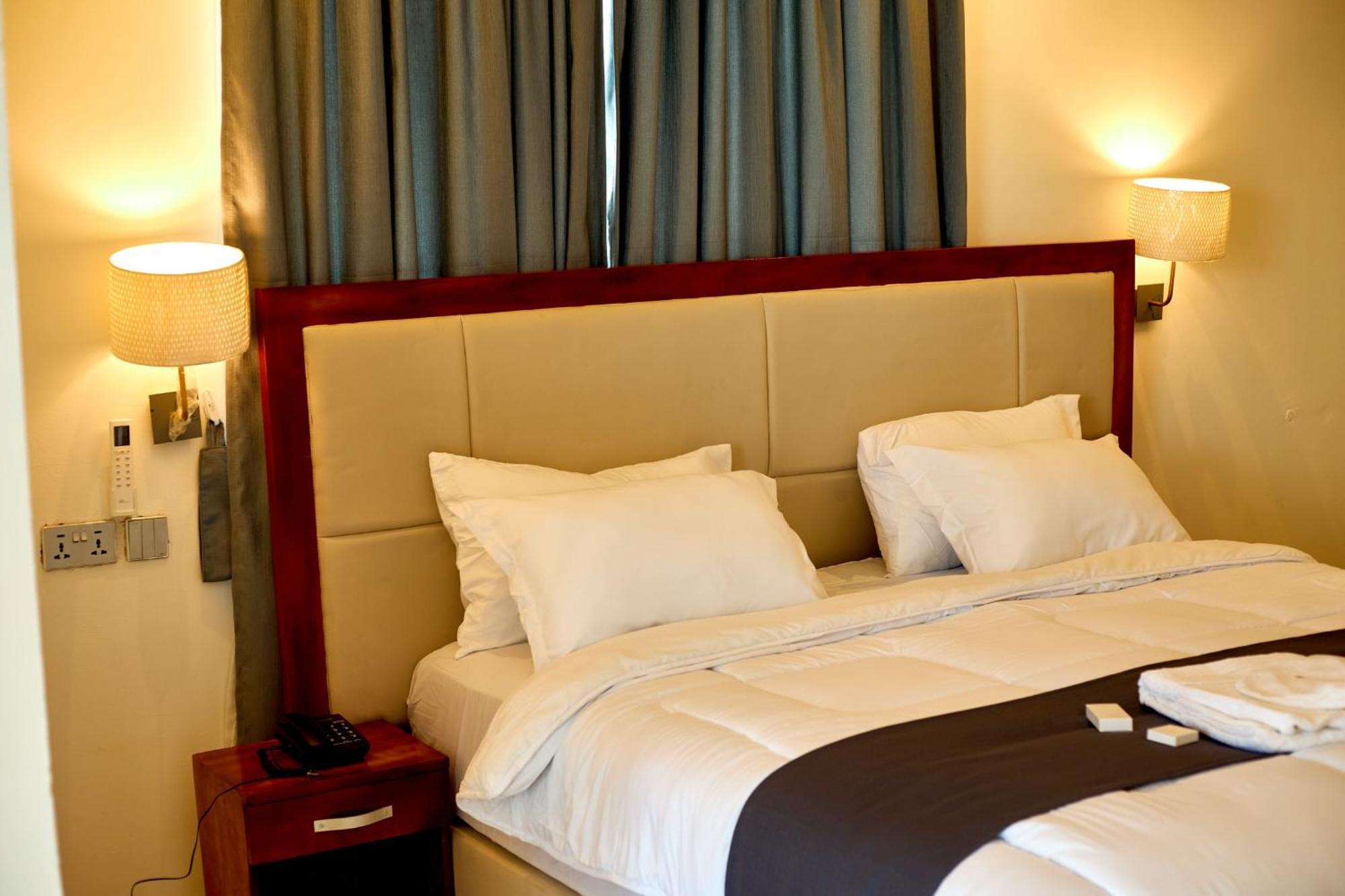 Aiden Homes And Apartments Hotel 코포리두아 외부 사진