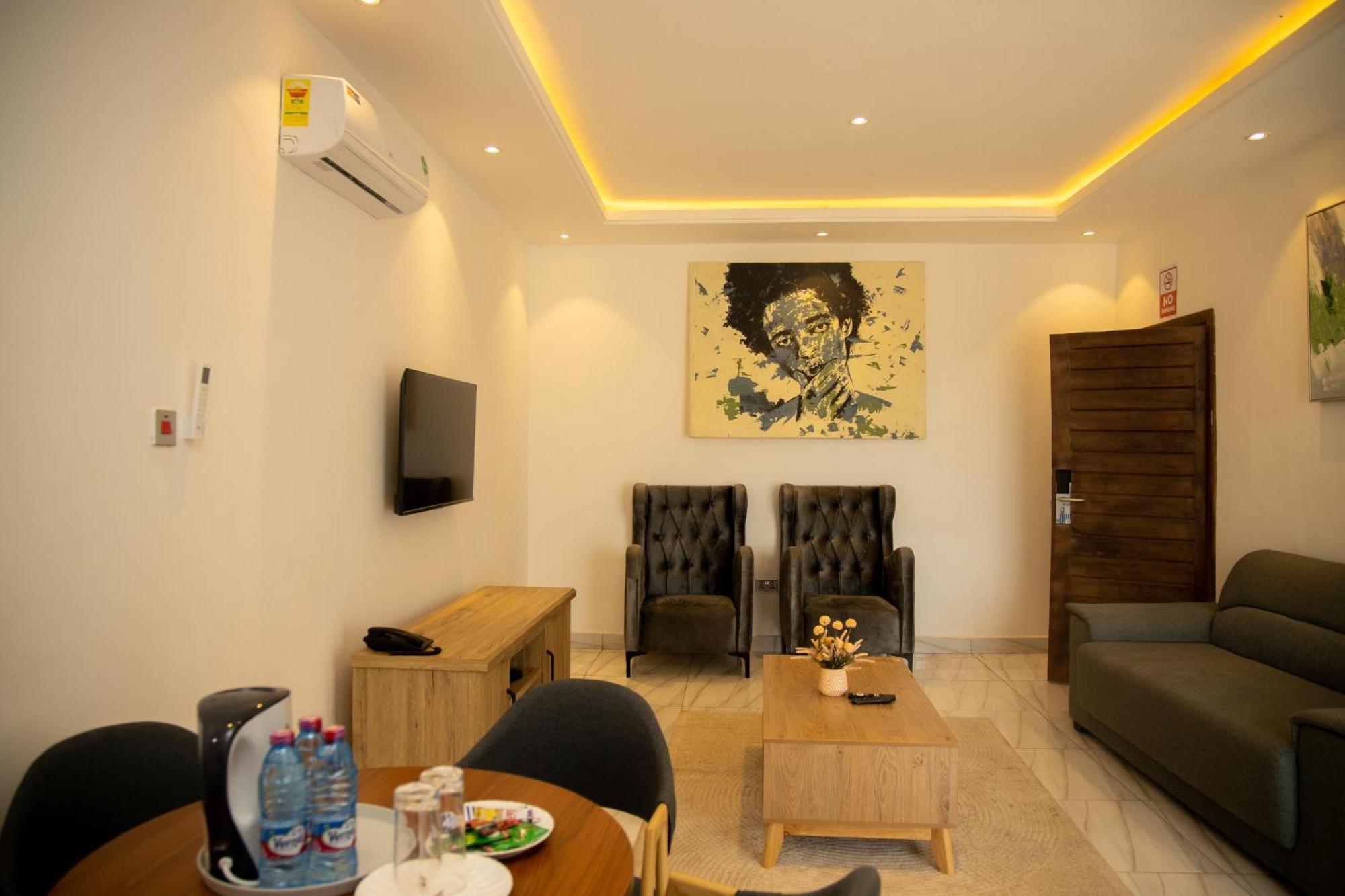 Aiden Homes And Apartments Hotel 코포리두아 외부 사진