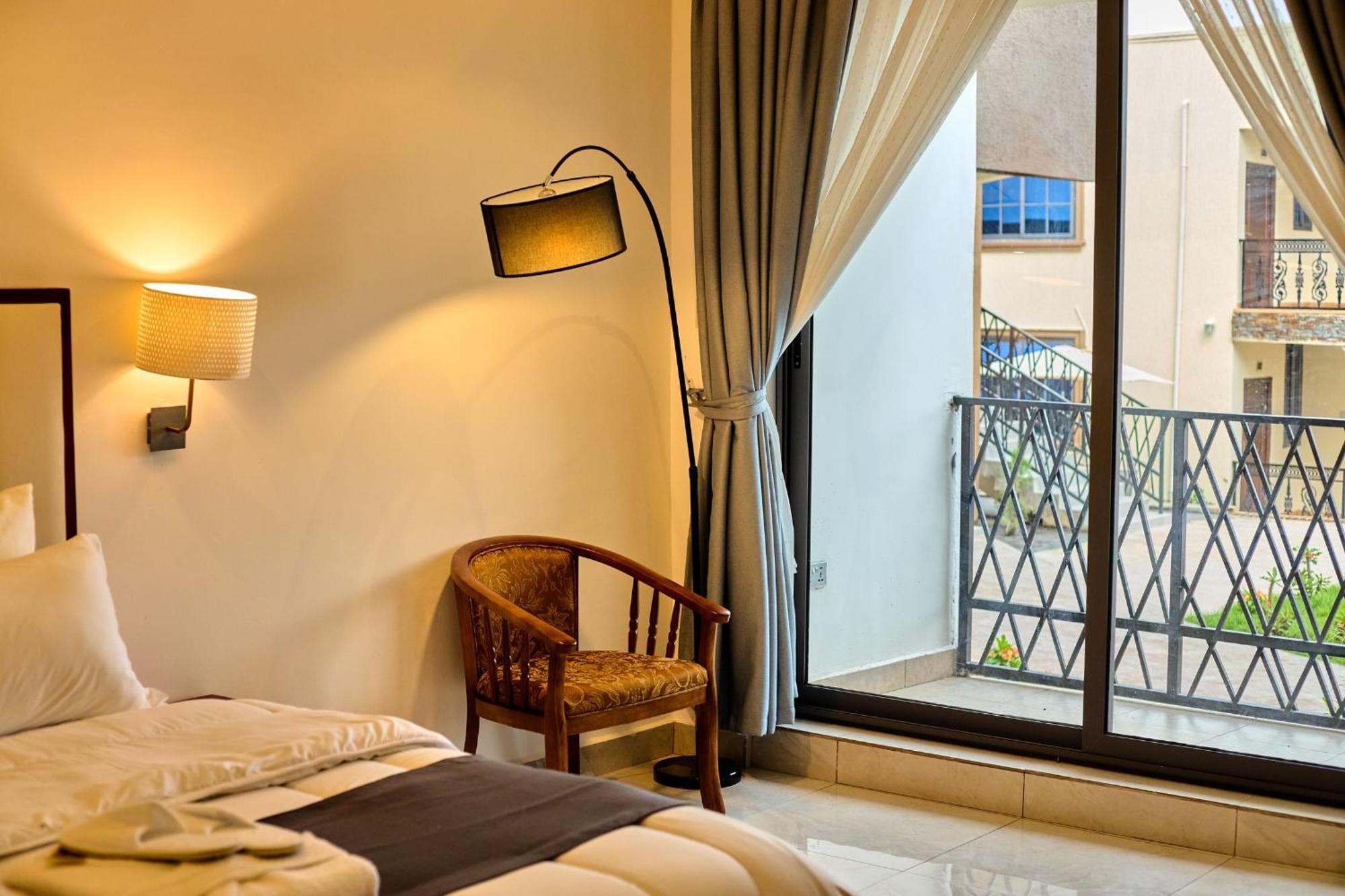 Aiden Homes And Apartments Hotel 코포리두아 외부 사진
