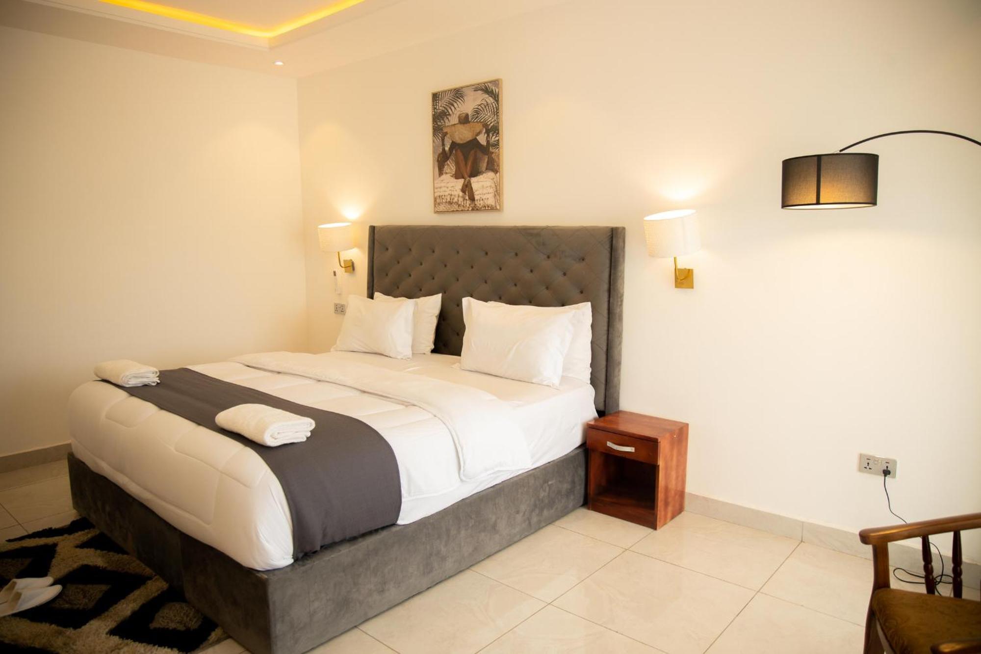 Aiden Homes And Apartments Hotel 코포리두아 외부 사진